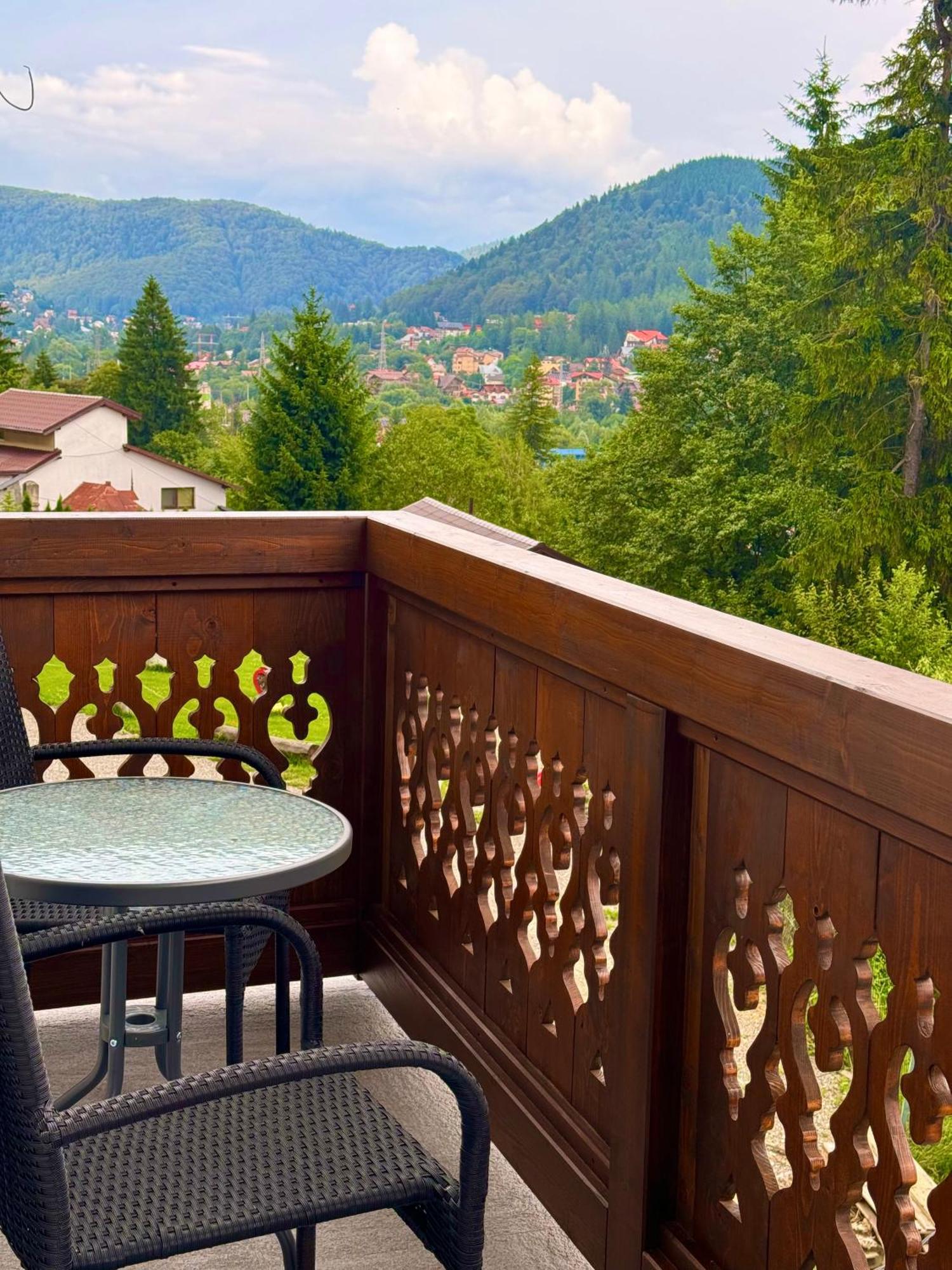Casa Belcin Spa&Retreat บุชเตนี ภายนอก รูปภาพ